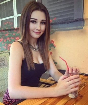 Надежда, 23